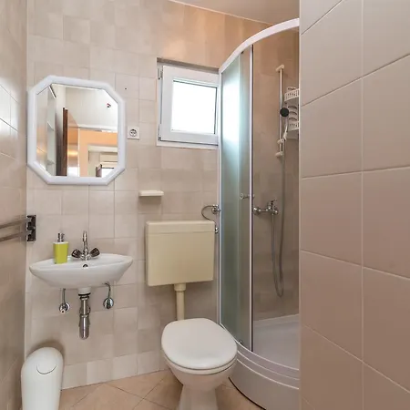 Duboke Vode Apartment Slatine